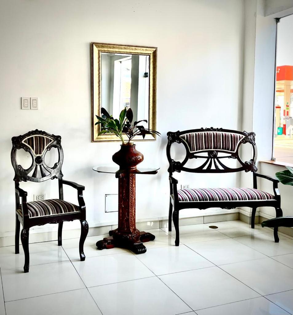 Fitzcarrald Hotel Iquitos Zewnętrze zdjęcie