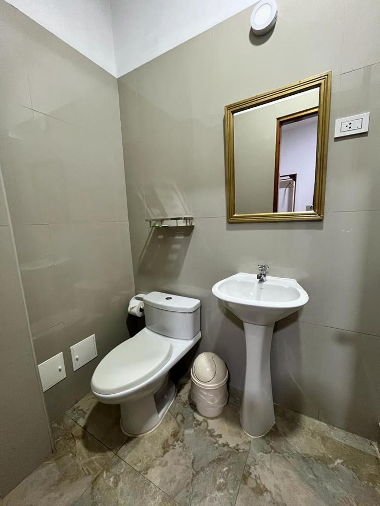 Fitzcarrald Hotel Iquitos Zewnętrze zdjęcie